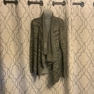 Alicia and Olivia Sweater black and grey